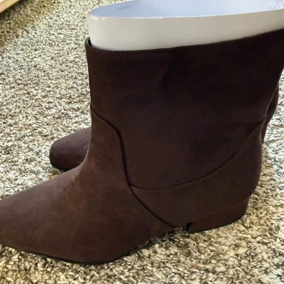 NWT Target Suede Boots - Picture 3 of 6